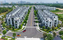 Bất động sản xuất hiện rao bán cắt lỗ, cần lưu ý gì khi mua?