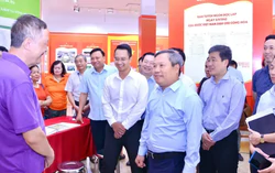 Chủ tịch Hà Nội lưu ý việc xây các công trình quanh hồ Gươm