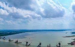 Tăng tốc thi công cầu Hồng Hà thuộc Vành đai 4 - Vùng Thủ đô