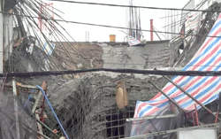 Sập giàn giáo công trình ở Cần Thơ, 3 người bị thương