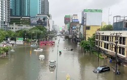 Bangkok tuyên bố tình trạng thảm hoạ: Cảnh tượng không tưởng ở thủ đô Thái Lan những ngày qua
