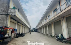 Chợ hơn 140 tỷ 'ế ẩm', loay hoay tìm tiểu thương sau 7 năm hoạt động