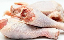Thịt gà nhập từ Mỹ rẻ vì đang có dịch mà Việt Nam vẫn ùn ùn nhập?