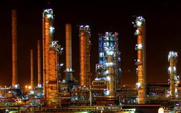 Iran đang tích trữ ít nhất 30 triệu thùng dầu ở ngoài khơi
