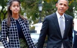 Sau scandal nghi hút cần sa, con gái Obama lại bị "ném đá" khi mặc áo có thông điệp về thuốc lá