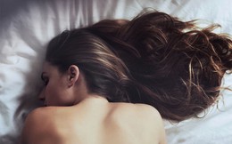 10 lợi ích khiến bạn muốn ngủ nude ngay hôm nay, đặc biệt là nam giới