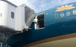 Siêu máy bay Boeing 787-9 gặp sự cố tại Nội Bài