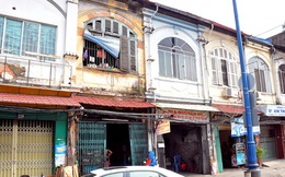 Lo sợ dãy nhà cổ 100 năm tuổi có nguy cơ đổ sập, người Sài Gòn kêu cứu