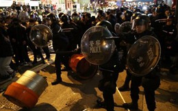 Cảnh sát Hong Kong nổ súng trấn áp biểu tình đầu năm mới