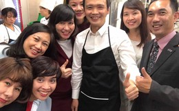 Tỷ phú Trịnh Văn Quyết vào bếp nấu cơm gây sốt trên mạng xã hội