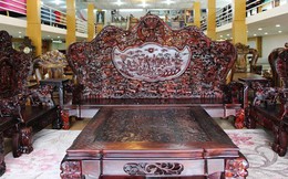 Đại gia Hà Nội chi 13 tỷ sắm bộ bàn ghế Cửu Long Bát Tiên