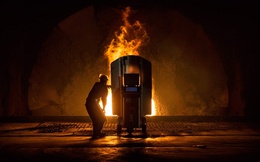 [Tin nóng] Giá thép cán nóng đạt mức kỷ lục sau vụ cháy nhà máy thép Trung Quốc, cổ phiếu thép đồng loạt tăng trở lại