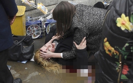 Nạn nhân nằm gục sau vụ nổ súng và đâm dao kinh hoàng bên ngoài toà nhà Quốc hội Anh