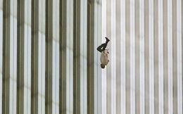 Nỗi tuyệt vọng đầy ám ảnh đằng sau bức ảnh "người đàn ông rơi" trong vụ khủng bố 11/9