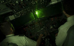 Máy bay của Vietnam Airlines tiếp tục bị chiếu laser ở Nội Bài