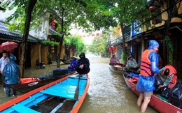 Ảnh: Cuộc sống của người dân Quảng Nam đảo lộn vì mưa lũ