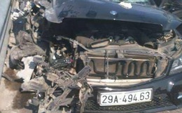 Tai nạn nghiêm trọng trên cao tốc Hà Nội - Hải Phòng, 2 người trên ô tô Mercedes tử vong