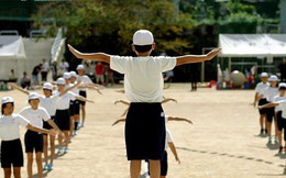 Lý do người Nhật sống lâu nhất thế giới: Suốt 90 năm toàn dân thực hiện đúng 1 'bài tập thể dục quốc dân' vào mỗi sáng!