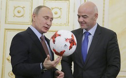 Tổng thống Putin tâng bóng chào đón World Cup 2018