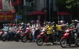 Người Sài Gòn mưu sinh dưới cái nắng 40 độ C