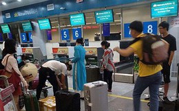 Máy bay Vietnam Airlines 2 lần gặp sự cố, khách hoảng hồn vì liên tục chuyển chuyến