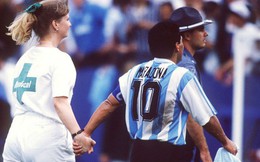 Bàn tay của nữ y tá đưa "Cậu bé vàng" Maradona xuống vực thẳm ở World Cup 1994