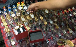 Đồng hồ hàng hiệu Omega, Rolex bán như… 'bán rau'