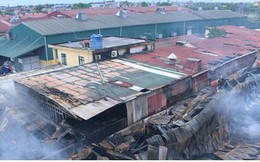 Chợ Gạo ở Hưng Yên tan hoang, đổ nát sau vụ cháy kinh hoàng