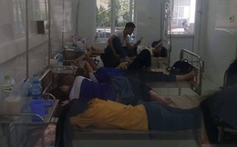 Hà Nội: Bệnh viện quá tải vì hàng trăm học viên đau bụng nhập viện