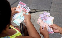 Venezuela rơi vào “tê liệt” sau khi đổi tiền