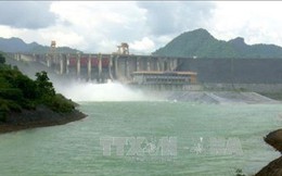 Mở thêm 1 cửa xả đáy hồ Tuyên Quang