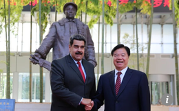 Venezuela nhận 5 tỉ USD từ Trung Quốc để cứu nền kinh tế