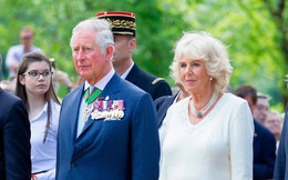 Không phải là "bà nội", Hoàng tử George và Công chúa Charlotte gọi bà Camilla bằng cái tên kỳ lạ, không có lời giải thích