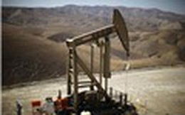 Giá dầu tăng mạnh do tình hình bất ổn ở Iran