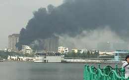 Hà Nội: Cháy lớn ở công trình đang xây sát trường học, khói bốc cao cả chục mét