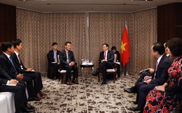 Phó Thủ tướng Vương Đình Huệ gợi ý các ngân hàng Hàn Quốc mua lại "hàng tồn kho" của Việt Nam