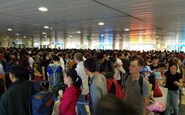 Gần 90 chuyến bay trễ giờ mỗi ngày tại Tân Sơn Nhất cao điểm Tết