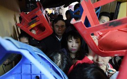Hàng nghìn người chen chân dâng sớ cúng giải hạn sao La Hầu tại chùa Phúc Khánh