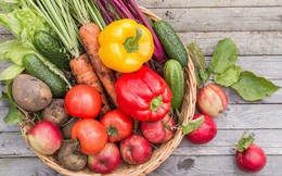 Rau quả tươi giúp giảm nguy cơ bệnh tật, ung thư: Tại sao nên ăn 7 phần rau quả/ngày?