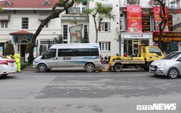 Hàng loạt xe ô tô vi phạm ở Hà Nội bị cẩu trước thềm Hội nghị Mỹ - Triều