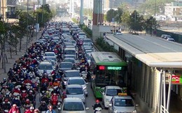 Hà Nội nghiên cứu cấm xe máy trên đường Lê Văn Lương, Nguyễn Trãi