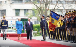 Lễ đón trọng thể Thủ tướng thăm Romania