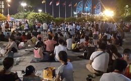 Người Sài Gòn đổ về hầm Thủ Thiêm, tòa nhà 81 tầng xem bắn pháo hoa