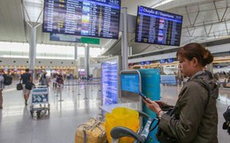 Sân bay bỏ "loa phường": Đỡ ồn song dễ lỡ chuyến