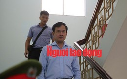 CLIP: Ông Nguyễn Hữu Linh rời tòa trong "vòng vây" ống kinh phóng viên