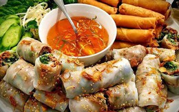 Food tour Hà Nội được báo Anh ca ngợi hết lời, đề xuất không thể bỏ qua bánh canh cá rô, bánh cuốn, cà phê