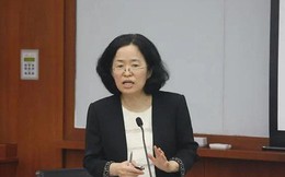 Giáo sư kinh tế Hàn Quốc bị buộc kết hôn và sinh con