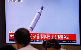 "Canh bạc" thử tên lửa của Triều Tiên