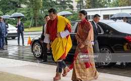 Cộng đồng mạng phát sốt với vẻ đẹp "thoát tục" không góc chết của Hoàng hậu Bhutan ở Nhật Bản khi tham dự lễ đăng quang