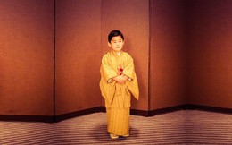 Mới 3 tuổi, tiểu Hoàng tử Bhutan đã thể hiện khí chất ngời ngời của một đấng quân vương trong bức hình mới nhất gây sốt dư luận